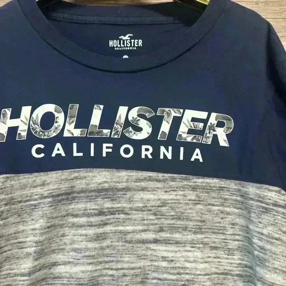 Hollister California Navy and Gray Long Sleeve Shirt - Picture 3 of 4